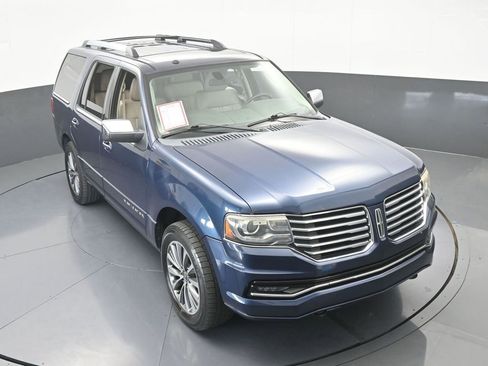 Used 2016 Lincoln Navigator Select image 62
