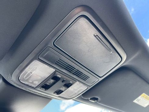 Certified 2025 Honda Odyssey Sport-L image 16