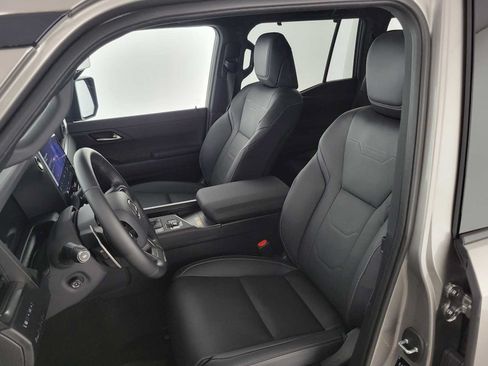 Used 2026 Lexus GX 550 w/ Cold Area Package AWD/4WD image 22