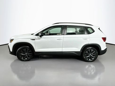 Used 2023 Volkswagen Taos S FWD image 4