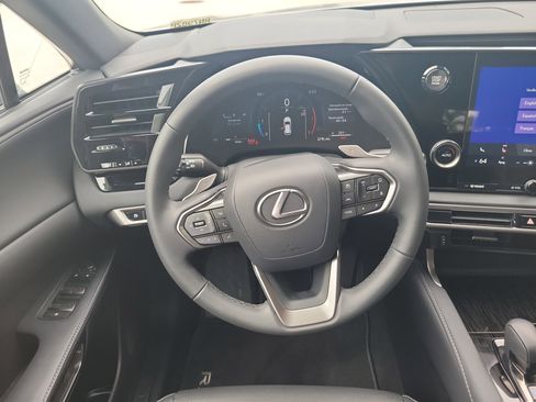 Certified 2025 Lexus RX 350 FWD w/ Technology Package image 18