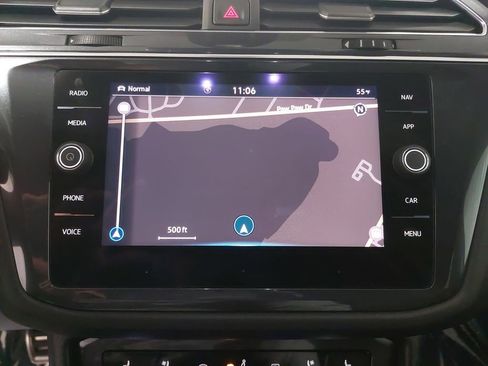 Used 2022 Volkswagen Tiguan SEL R-Line image 24