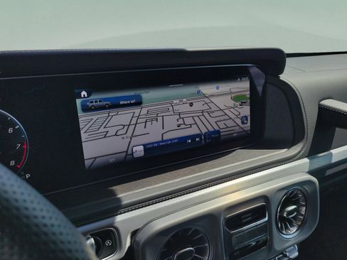 Used 2025 Mercedes-Benz G 63 AMG 4MATIC image 26