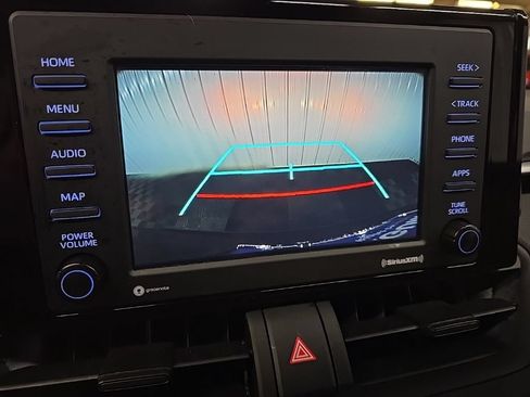 Used 2022 Toyota RAV4 XLE AWD/4WD image 23
