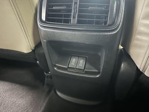 Used 2018 Honda CR-V EX-L image 24