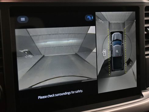 New 2025 Ford F150 Lightning XLT image 15