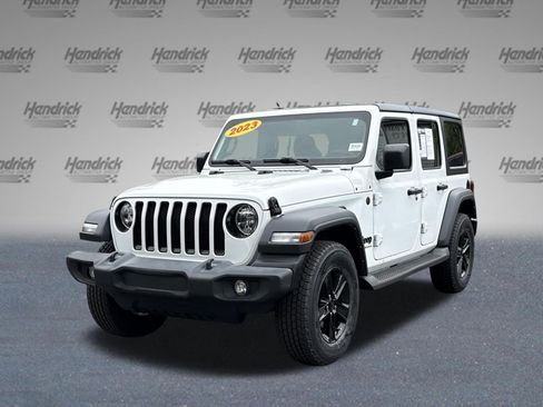 Used 2023 Jeep Wrangler Unlimited Sport AWD/4WD image 4