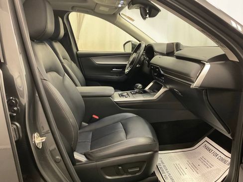 Used 2024 MAZDA CX-90 3.3 Turbo w/ Preferred Package AWD/4WD image 33