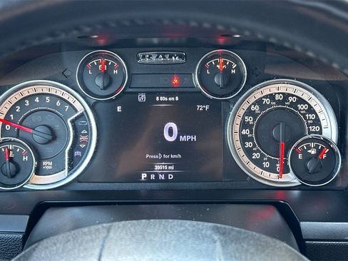 Used 2017 RAM 1500 Laramie w/ Convenience Group image 25