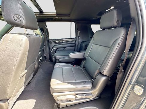Used 2021 GMC Yukon XL Denali AWD/4WD image 27