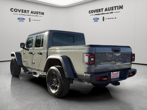 Used 2021 Jeep Gladiator Mojave image 3