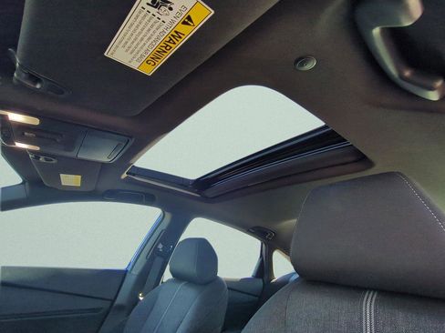 Used 2023 Honda Accord Sport image 15