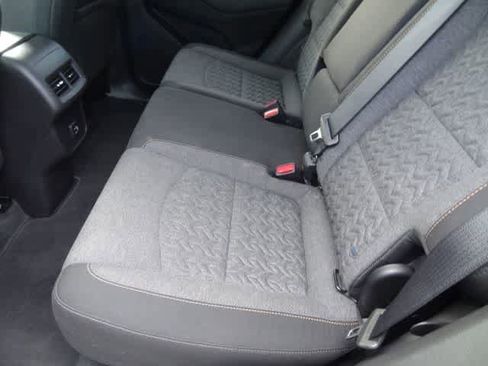 Used 2024 Chevrolet Equinox LT AWD/4WD image 8