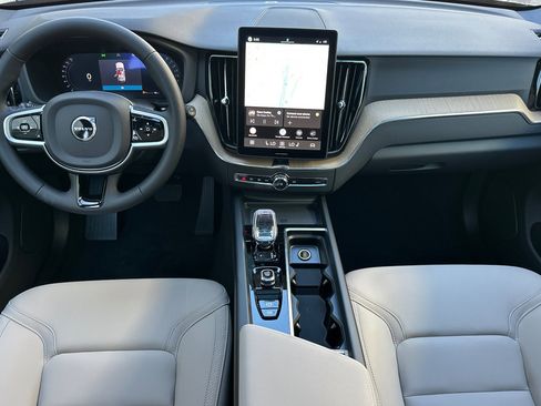 New 2026 Volvo XC60 B5 Core image 11
