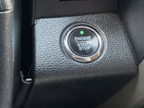 Used 2020 Ford F150 Lariat image 15