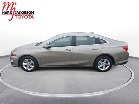 Used 2024 Chevrolet Malibu LT image 14