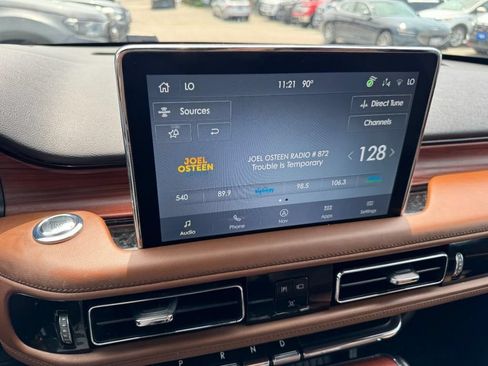Used 2023 Lincoln Aviator Grand Touring w/ Equipment Group 301A AWD/4WD image 22