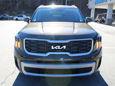 Used 2024 Kia Telluride S image 8