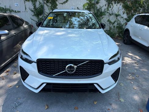 Certified 2024 Volvo XC60 B5 Plus w/ Protection Package Premier AWD/4WD image 2