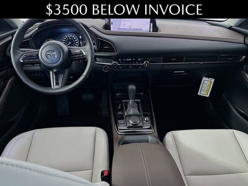 New 2025 MAZDA CX-30 2.5 Turbo w/ Premium Plus Pkg image 22