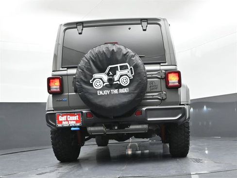 Used 2023 Jeep Wrangler Unlimited w/ Sun & Screen Package AWD/4WD image 35