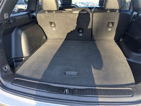 Used 2024 Jeep Grand Cherokee Limited image 30