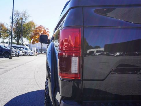Used 2019 Ford F150 Lariat w/ Equipment Group 502A Luxury AWD/4WD image 39