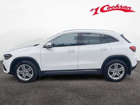 Used 2022 Mercedes-Benz GLA 250 4MATIC image 11