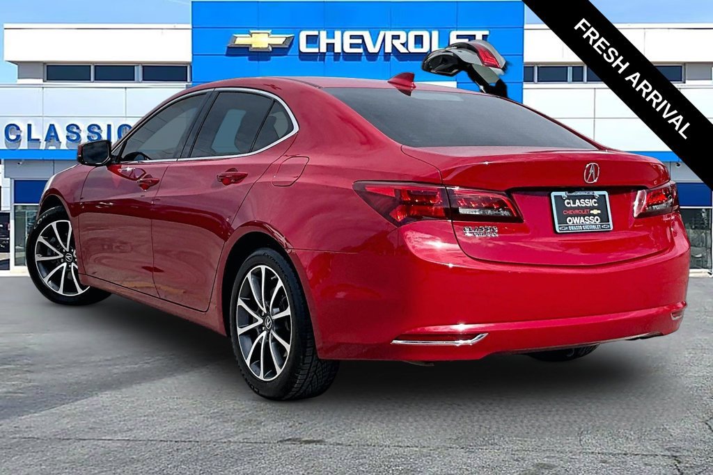 Used 2017 Acura TLX w/ Technology Package FWD image 3