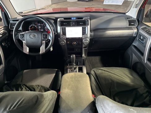 Used 2022 Toyota 4Runner SR5 RWD image 16