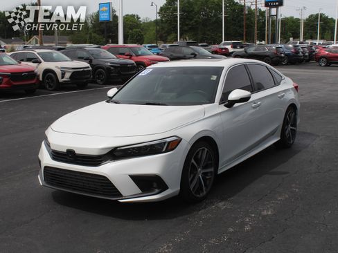 Used 2023 Honda Civic Touring image 8