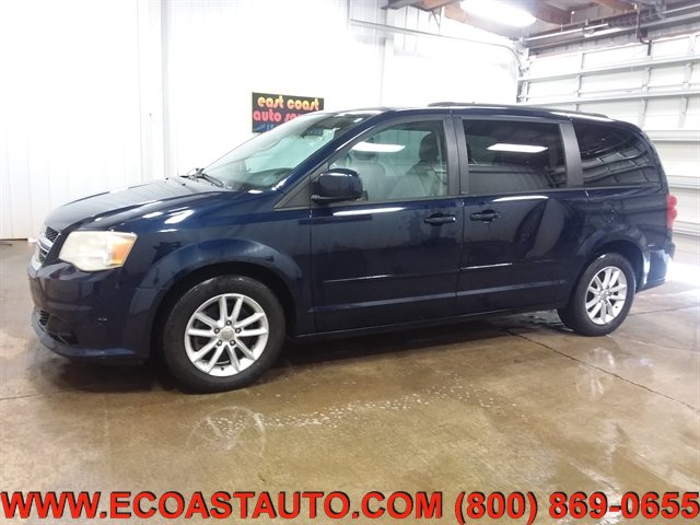 Used 2014 Dodge Grand Caravan SXT w/ Rear Park Assist Package FWD image 5