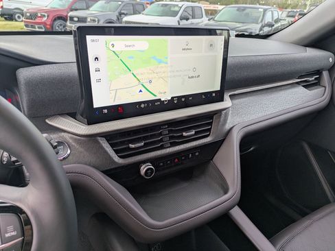 New 2026 Ford Explorer Platinum image 19