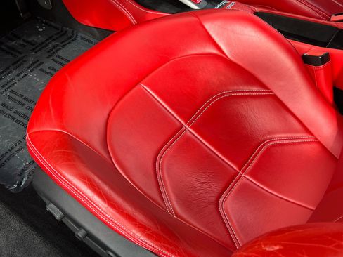 Used 2017 Ferrari 488 GTB image 33