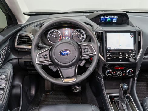 Used 2022 Subaru Forester Touring AWD/4WD image 11