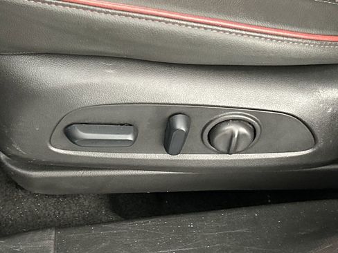 Used 2024 Chevrolet TrailBlazer RS w/ Convenience Package image 19