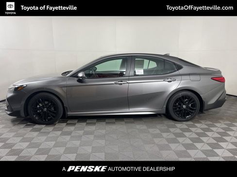 New 2026 Toyota Camry SE image 2