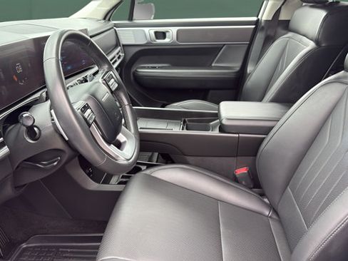 Used 2024 Hyundai Santa Fe SEL AWD/4WD image 17