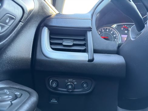 Certified 2021 GMC Terrain SLT w/ Infotainment Package II image 24