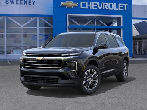 New 2026 Chevrolet Traverse LT image 6