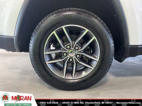 Used 2018 Jeep Grand Cherokee Limited w/ Trailer Tow Group IV image 11