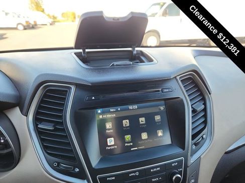 Used 2017 Hyundai Santa Fe Sport image 37