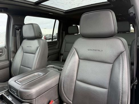 Certified 2022 GMC Yukon XL Denali image 22