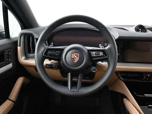 Certified 2026 Porsche Cayenne Coupe AWD/4WD image 13