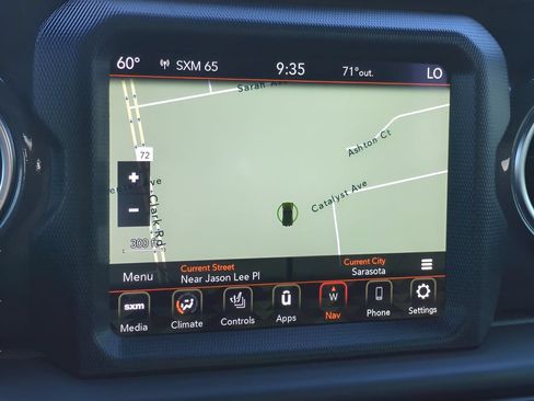 Used 2023 Jeep Wrangler Unlimited Rubicon 392 AWD/4WD image 10