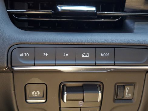 Used 2024 Cadillac Escalade Sport image 37