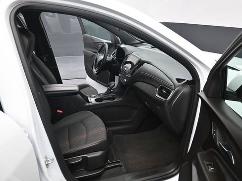 Used 2024 Chevrolet Equinox RS FWD image 34
