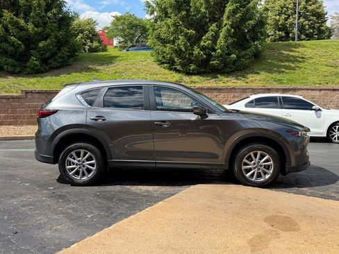 Used 2023 MAZDA CX-5 AWD 2.5 S w/ Select Package image 2