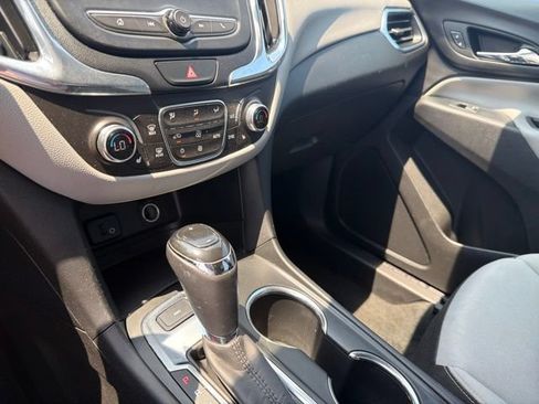 Used 2018 Chevrolet Equinox LT AWD/4WD image 20