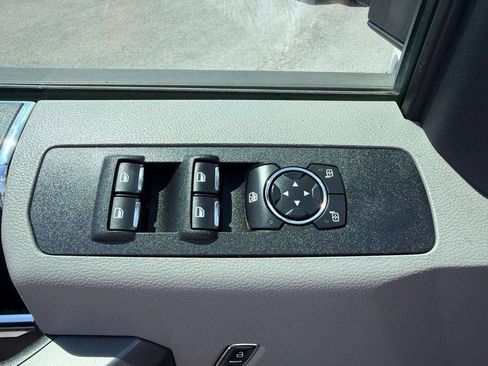Used 2017 Ford F250 XLT AWD/4WD image 25